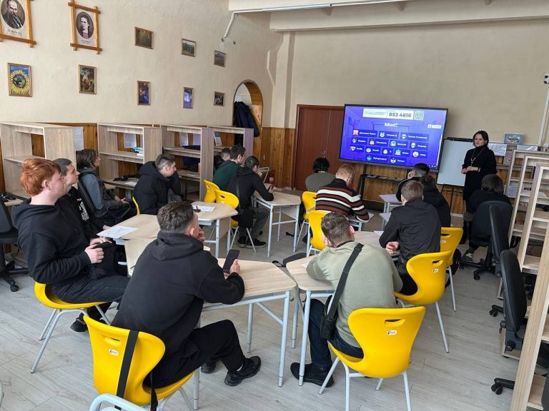 Онлайн-курс із медіаграмотності «Very Verified 2.0»