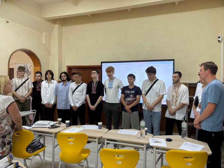 Успішний захист дипломних робіт у групі МВТ-31!